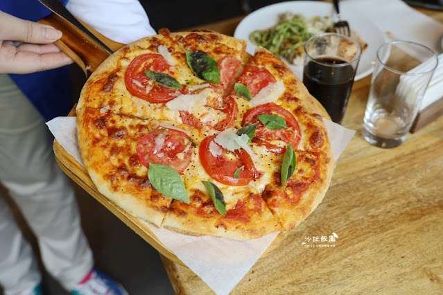 迎聖誕,慶跨年『義饗食堂』法烤春雞大餐第2客半價,包場尾牙春酒每人980元起滿額再送住宿券 27 迎聖誕,慶跨年『義饗食堂』法烤春雞大餐第2客半價,包場尾牙春酒每人980元起滿額再送住宿券