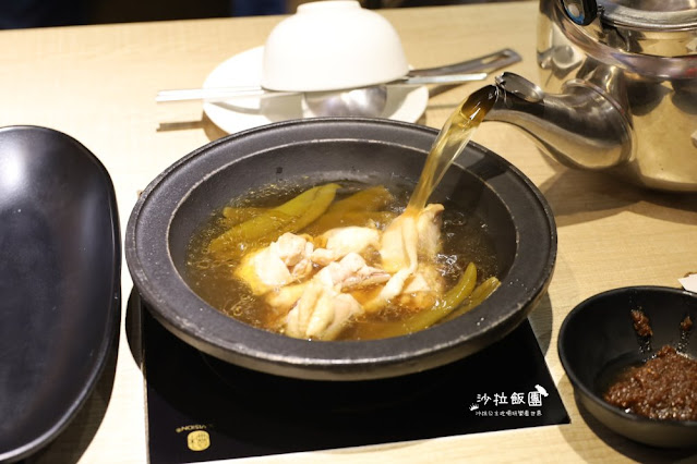 299元起蔬菜吧吃到飽『狂一鍋新台式火鍋』中和火鍋 23 299元起蔬菜吧吃到飽『狂一鍋新台式火鍋』中和火鍋