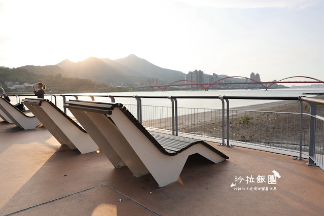 北投景點『關渡碼頭貨櫃市集』越夜越美 6 北投景點『關渡碼頭貨櫃市集』越夜越美