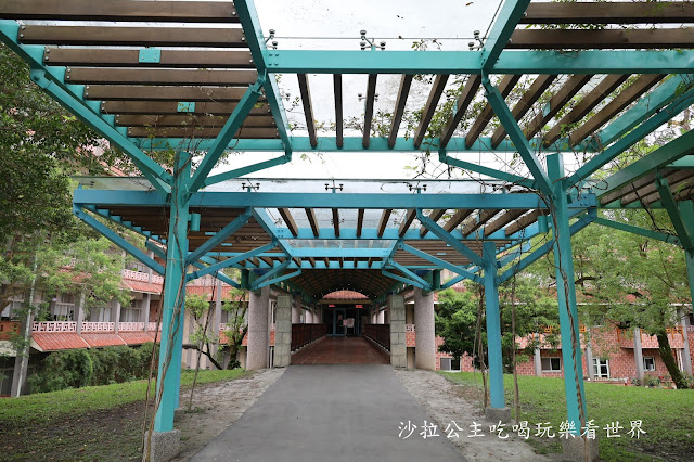 宜蘭景點/綠建築『宜蘭縣政府』婚紗拍攝/散步/運動 3 宜蘭景點/綠建築『宜蘭縣政府』婚紗拍攝/散步/運動