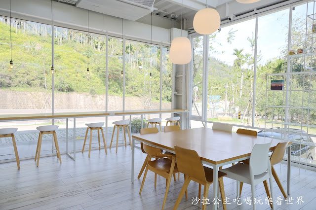 南投IG人氣咖啡『蠻荒咖啡』白色簡約玻璃木造屋/日月潭網美咖啡.菜單 12 南投IG人氣咖啡『蠻荒咖啡』白色簡約玻璃木造屋/日月潭網美咖啡.菜單