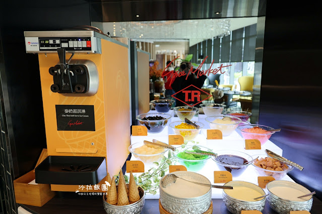 台北吃到飽『泰市場海鮮自助餐廳』天使紅蝦、甜蝦、干貝、極厚蝦餅、泰式奶茶通通吃到飽