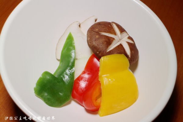 IMG_2303.JPG IMG_2303.JPG