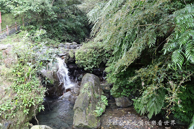 宜蘭礁溪景點『五峰旗瀑布』蘭陽十景之一/五峰旗聖母教堂/眺望蘭陽平原 5 宜蘭礁溪景點『五峰旗瀑布』蘭陽十景之一/五峰旗聖母教堂/眺望蘭陽平原