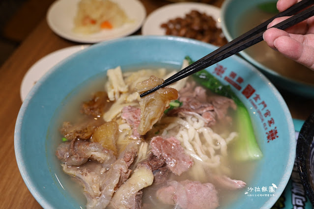 超狂『圓頭牛肉麵金城榮泰店』金門必吃150元牛筋、牛雜小菜、咖啡、冰淇淋吃到飽,CP值超高 25 超狂『圓頭牛肉麵金城榮泰店』金門必吃150元牛筋、牛雜小菜、咖啡、冰淇淋吃到飽,CP值超高