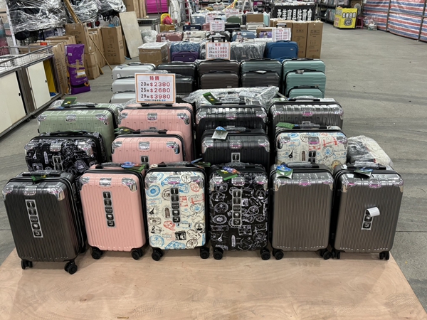 雲林麥寮行李箱特賣會,工廠直營廠拍990元起,胖胖箱、前開式行李箱、後背包 12 雲林麥寮行李箱特賣會,工廠直營廠拍990元起,胖胖箱、前開式行李箱、後背包