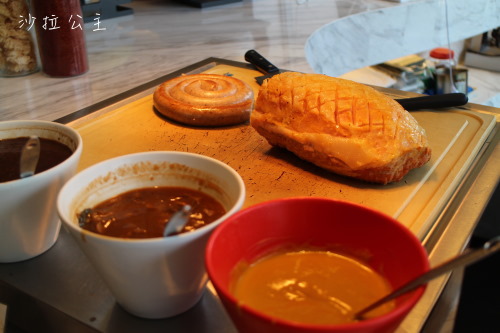 IMG_3935.jpg IMG_3935.jpg