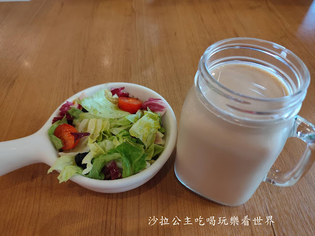 士林美食香菜披薩『堤諾義式比薩Tinos Pizza Café(士林中正門市)』 19 士林美食香菜披薩『堤諾義式比薩Tinos Pizza Café(士林中正門市)』