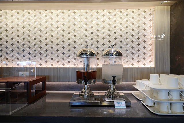 高雄住宿『福容徠旅高雄』IKEA主題房，捷運出口超方便