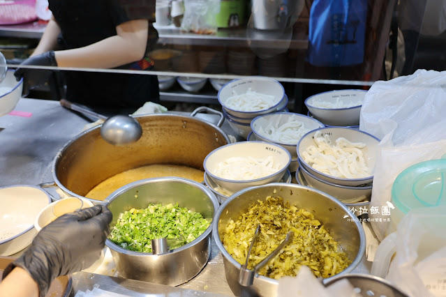 桃園平鎮美食『阿美米干1981』龍岡忠貞市場美食 13 桃園平鎮美食『阿美米干1981』龍岡忠貞市場美食