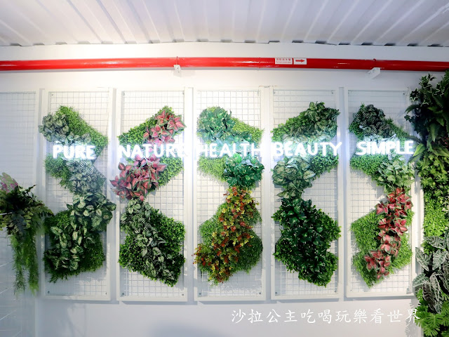 宜蘭貨櫃屋咖啡『HoWine&Cafe』宜蘭礁溪龍潭湖旁/76個貨櫃屋媲美花蓮星巴克 16 宜蘭貨櫃屋咖啡『HoWine&Cafe』宜蘭礁溪龍潭湖旁/76個貨櫃屋媲美花蓮星巴克