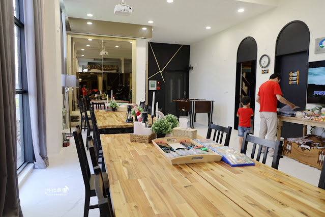 宜蘭恐龍民宿『哥德白色城堡』房間就有大恐龍迎接、露營車 5 宜蘭恐龍民宿『哥德白色城堡』房間就有大恐龍迎接、露營車