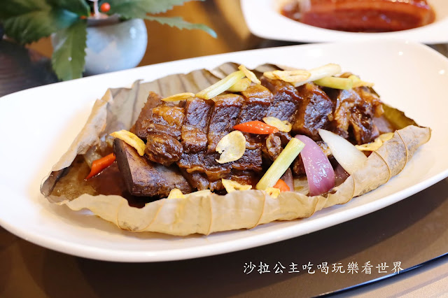 宅配年菜推薦『台北萬豪酒店』飯店評比屢獲冠軍"頂級花膠鮑魚佛跳牆""私房鮑魚烏骨雞湯"台北美食 14 宅配年菜推薦『台北萬豪酒店』飯店評比屢獲冠軍"頂級花膠鮑魚佛跳牆""私房鮑魚烏骨雞湯"台北美食