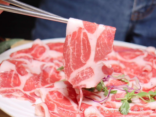 東區火鍋/牛舌火鍋『忻殿堂南洋叻沙鍋物』台灣唯一創新叻沙海鮮粥/日式料理等級海鮮/菜單/捷運忠孝復興站 29 東區火鍋/牛舌火鍋『忻殿堂南洋叻沙鍋物』台灣唯一創新叻沙海鮮粥/日式料理等級海鮮/菜單/捷運忠孝復興站