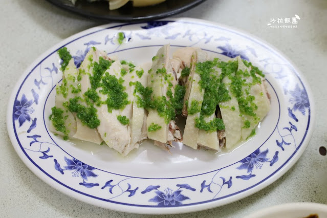 羅東美食『雞肉亮黑白切』必點文蔥雞、食尚玩家推薦 10 羅東美食『雞肉亮黑白切』必點文蔥雞、食尚玩家推薦