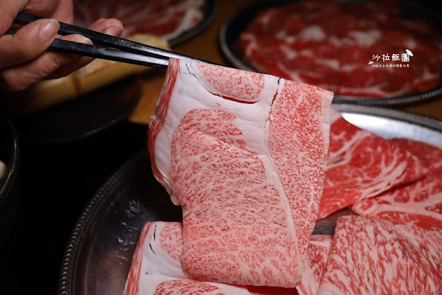 台北火鍋吃到飽『牛小路壽喜燒』正宗日式和牛壽喜燒吃到飽、年節聚餐就來這裡、菜單、捷運中山站 37 台北火鍋吃到飽『牛小路壽喜燒』正宗日式和牛壽喜燒吃到飽、年節聚餐就來這裡、菜單、捷運中山站