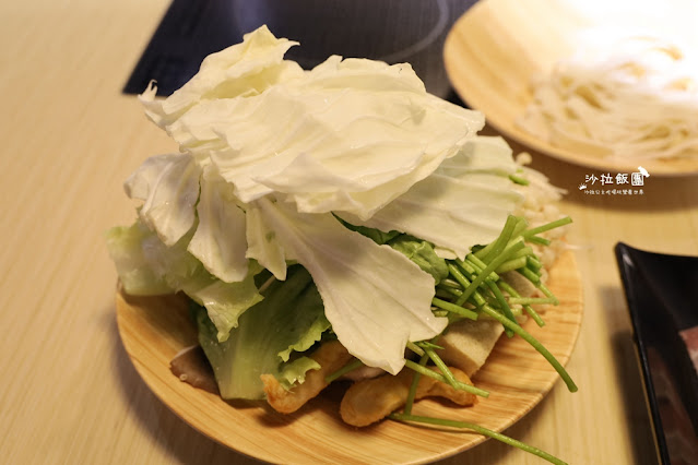 士林芝山火鍋自助吧吃到飽!!荖子鍋plus家樂福天母店 25 士林芝山火鍋自助吧吃到飽!!荖子鍋plus家樂福天母店