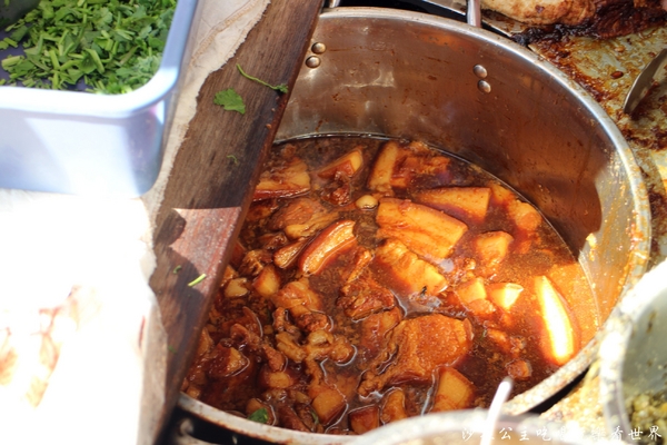 三重排隊人氣美食『無店名刈包』三重小吃/四神湯/食尚玩家介紹/尾牙刈包/自強路 6 三重排隊人氣美食『無店名刈包』三重小吃/四神湯/食尚玩家介紹/尾牙刈包/自強路