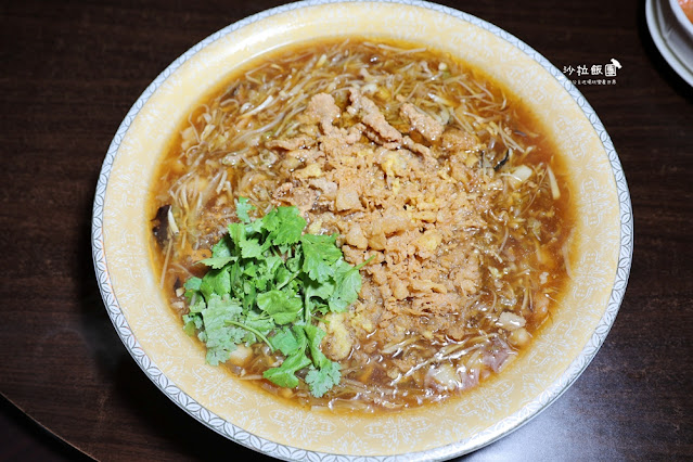 年菜推薦『田言小館』外帶年菜金牌脆皮雞、上湯鮑魚佛跳牆、霸氣海鮮羹 18 年菜推薦『田言小館』外帶年菜金牌脆皮雞、上湯鮑魚佛跳牆、霸氣海鮮羹