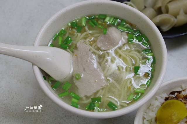 羅東美食『雞肉亮黑白切』必點文蔥雞、食尚玩家推薦 17 羅東美食『雞肉亮黑白切』必點文蔥雞、食尚玩家推薦