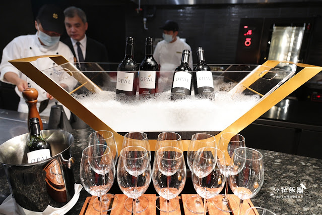 台北最難訂吃到飽島語自助餐廳,晚餐爽吃四小時,假日還送半隻龍蝦 72 台北最難訂吃到飽島語自助餐廳,晚餐爽吃四小時,假日還送半隻龍蝦