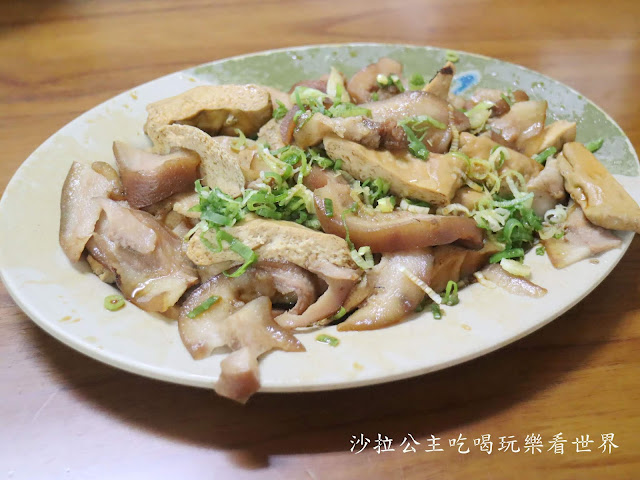 桃園美食/人氣排隊店『巧合珍牛肉麵(總店)』春日路/中藥湯頭/附停車場/老店 12 桃園美食/人氣排隊店『巧合珍牛肉麵(總店)』春日路/中藥湯頭/附停車場/老店