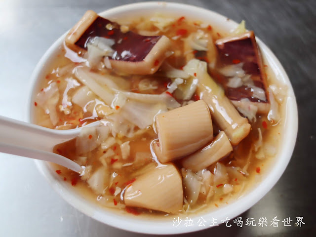 板橋美食/黃石市場人氣排隊小吃『高記生炒魷魚』『蘿蔔糕、糯米腸、芋粿Q』 7 板橋美食/黃石市場人氣排隊小吃『高記生炒魷魚』『蘿蔔糕、糯米腸、芋粿Q』