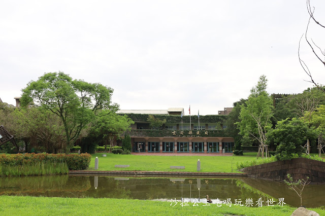 宜蘭景點/綠建築『宜蘭縣政府』婚紗拍攝/散步/運動 23 宜蘭景點/綠建築『宜蘭縣政府』婚紗拍攝/散步/運動