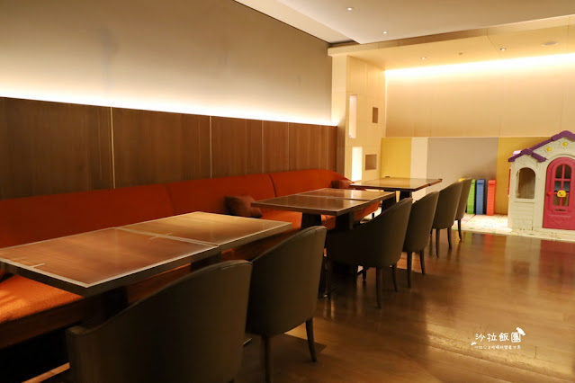 全台最高吃到飽『50樓Café』新北耶誕城夜景盡收眼底 76 全台最高吃到飽『50樓Café』新北耶誕城夜景盡收眼底