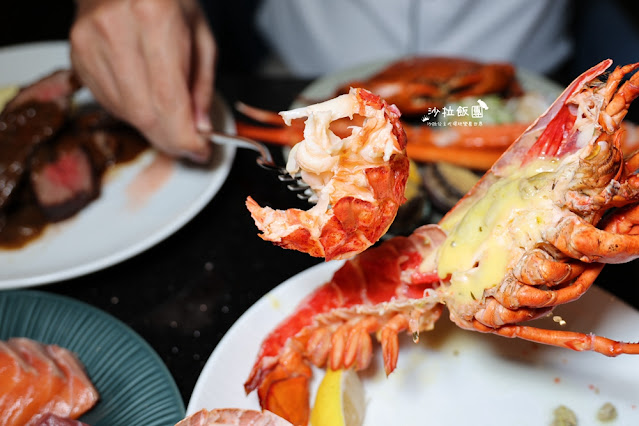 台北最難訂吃到飽島語自助餐廳,晚餐爽吃四小時,假日還送半隻龍蝦 85 台北最難訂吃到飽島語自助餐廳,晚餐爽吃四小時,假日還送半隻龍蝦