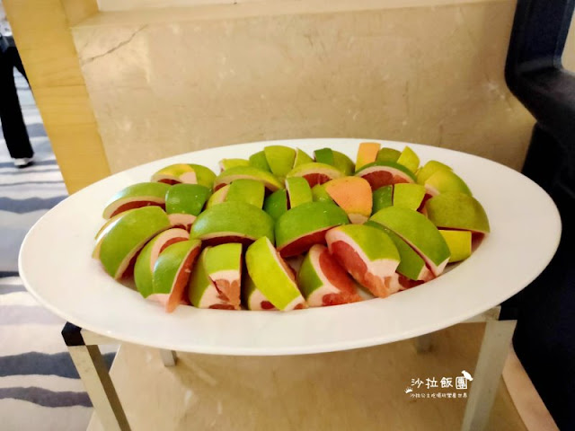 高雄飯店『和逸飯店HOTEL COZZI-高雄中山館』捷運出口旁超便利