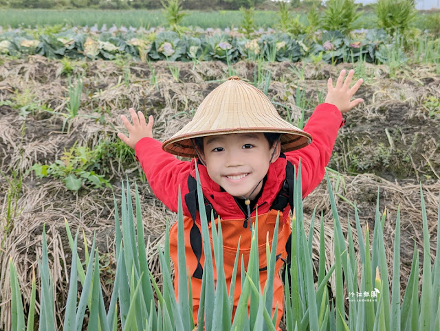 宜蘭親子景點『初咪體驗農場』拔三星蔥、、抓泥鰍、DIY創意蔥麵包體驗、沙坑 15 宜蘭親子景點『初咪體驗農場』拔三星蔥、、抓泥鰍、DIY創意蔥麵包體驗、沙坑
