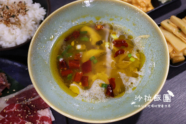 台南燒肉一個人也可以吃『花燒肉個人燒肉』小菜、飲料、湯品、冰淇淋無限供應