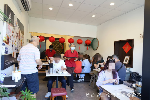 台南美食『矮仔成蝦仁飯』排隊美食.傳承四代的百年老店