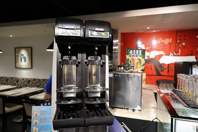 台北車站吃到飽『台北凱撒大飯店Checkers自助餐廳』威靈頓牛排、紅白酒、啤酒喝到飽 38 台北車站吃到飽『台北凱撒大飯店Checkers自助餐廳』威靈頓牛排、紅白酒、啤酒喝到飽