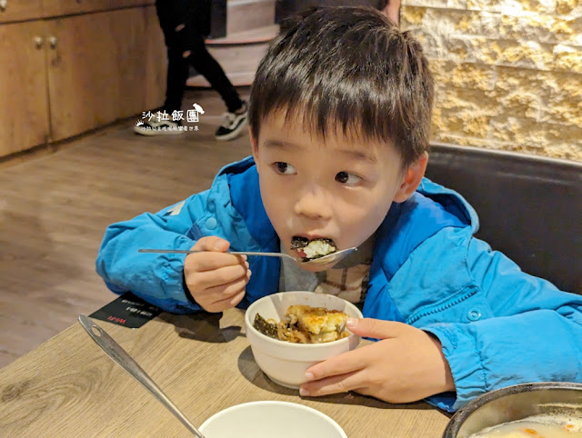 萬華西門町美食『釜山順豆腐西門店』30年老字號韓式料理,一個人也可以吃銅盤烤肉 14 萬華西門町美食『釜山順豆腐西門店』30年老字號韓式料理,一個人也可以吃銅盤烤肉