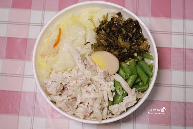 士林便當『悟饕池上飯包(士林中正店)』土雞肉飯