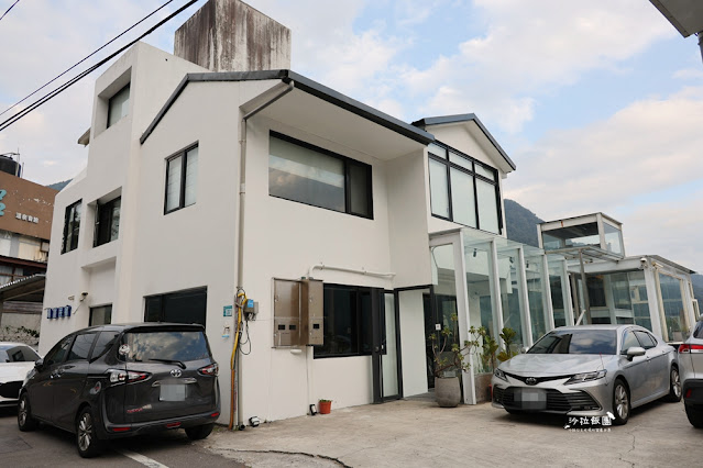 烏來泡湯『烏來旅晨溫泉民宿』湯屋‧客房可俯視烏來老街 3 烏來泡湯『烏來旅晨溫泉民宿』湯屋‧客房可俯視烏來老街