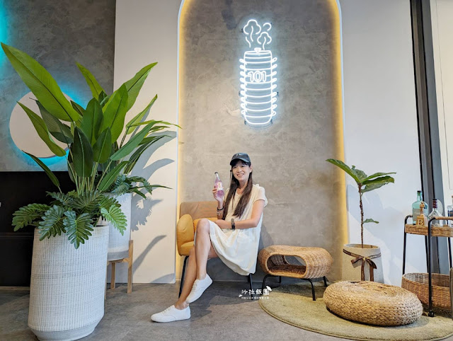 逢甲浮誇系美食必點101海鮮塔『8德司創意餐館逢甲店』宵夜也可以吃到 5 逢甲浮誇系美食必點101海鮮塔『8德司創意餐館逢甲店』宵夜也可以吃到