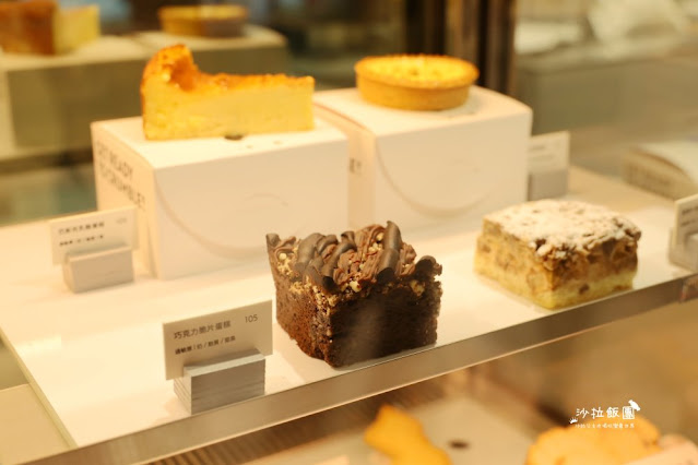 士林有插座咖啡『CAFEIN硬咖啡』捷運士林站旁