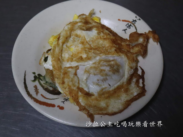 基隆美食/排隊店『周家蔥油餅』這不是蛋餅/基隆人都知道的50年老店 12 基隆美食/排隊店『周家蔥油餅』這不是蛋餅/基隆人都知道的50年老店