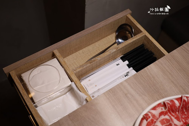 內湖人必吃火鍋『雞湯大叔(內湖店)』全雞湯為湯控而生/捷運西湖站 123 內湖人必吃火鍋『雞湯大叔(內湖店)』全雞湯為湯控而生/捷運西湖站