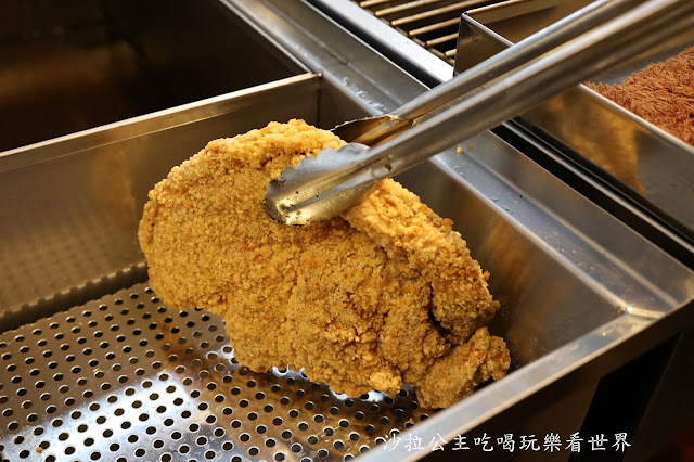 中山區雞排/中山美食『維縈家鄉碳烤雞排(民生東路店)』士林夜市美食插旗中山區/捷運雙連站 7 中山區雞排/中山美食『維縈家鄉碳烤雞排(民生東路店)』士林夜市美食插旗中山區/捷運雙連站