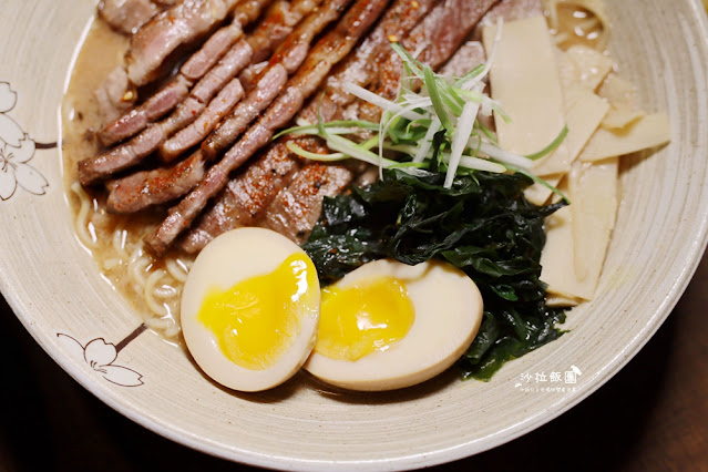 兆曜拉麵大里浮誇系拉麵,霸氣到碗裝不下,CP值超高 17 兆曜拉麵大里浮誇系拉麵,霸氣到碗裝不下,CP值超高