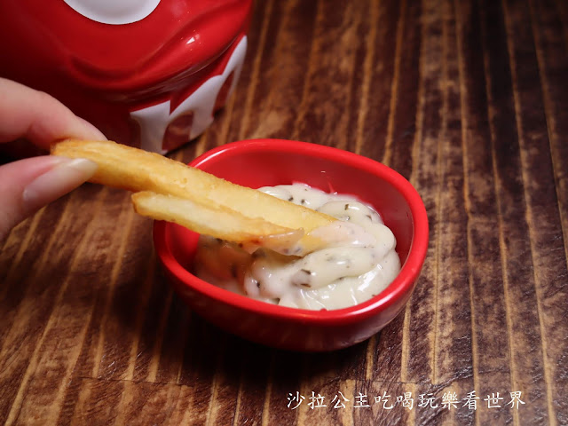 板橋美食『歐義式ALL 14 WELL』浮誇系爆炸蛤蜊麵/義式餐廳/漢堡/菜單/包場/捷運亞東醫院站 30 板橋美食『歐義式ALL 14 WELL』浮誇系爆炸蛤蜊麵/義式餐廳/漢堡/菜單/包場/捷運亞東醫院站