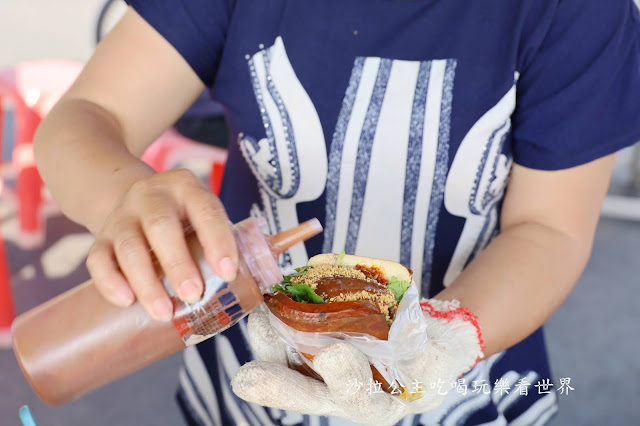 彭于晏吃過的日月潭美食『大石頭燒烤』夾心豆干.紅茶香菇.山豬香腸 9 彭于晏吃過的日月潭美食『大石頭燒烤』夾心豆干.紅茶香菇.山豬香腸