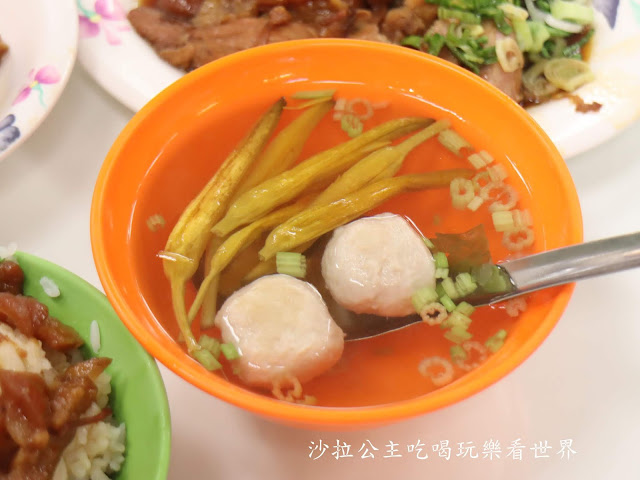 三重美食/小吃『五燈獎豬腳魯肉飯』三重四大滷肉飯/韓國白鐘元來台推薦小吃/辣蘿蔔無限供應 21 三重美食/小吃『五燈獎豬腳魯肉飯』三重四大滷肉飯/韓國白鐘元來台推薦小吃/辣蘿蔔無限供應