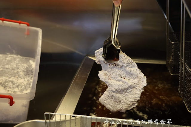 中山區雞排/中山美食『維縈家鄉碳烤雞排(民生東路店)』士林夜市美食插旗中山區/捷運雙連站 5 中山區雞排/中山美食『維縈家鄉碳烤雞排(民生東路店)』士林夜市美食插旗中山區/捷運雙連站