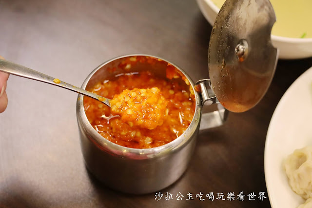 台北車站小吃.美食『鑫耀鑫』好吃雞肉飯.上海㸆肉飯.排隊美食 17 台北車站小吃.美食『鑫耀鑫』好吃雞肉飯.上海㸆肉飯.排隊美食