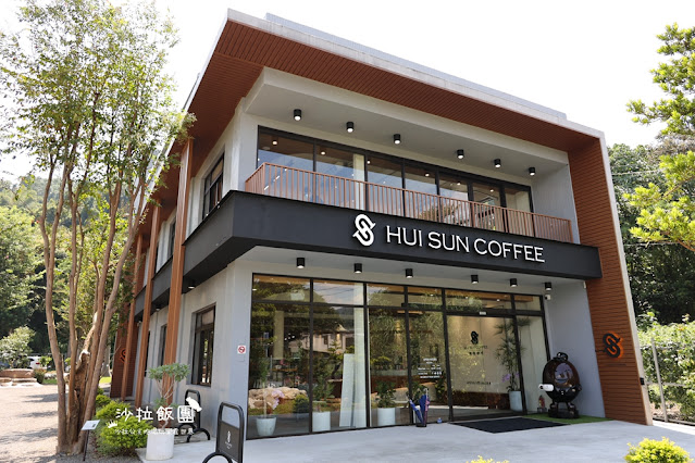 南投埔里景點『台灣惠蓀咖啡品牌館』免費停車、交流道旁 2 南投埔里景點『台灣惠蓀咖啡品牌館』免費停車、交流道旁